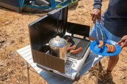 Coleman Classic 2-In-1 Camping Grill/Stove|-|Gril/réchaud De Camping 2 En 1 Classique 14 Coleman Classic 2-In-1 Camping Grill/Stove|-|Gril/réchaud De Camping 2 En 1 Classique -Coleman CAN 2157480 7E 7ELifestyle5 20Black