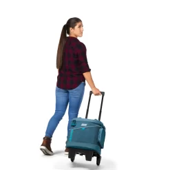 Coleman SPORTFLEX™ 42-Can Soft Cooler With Wheels, Ocean 12 Coleman SPORTFLEX™ 42-Can Soft Cooler With Wheels, Ocean -Coleman Coleman SoftCoolers 2000037632 Ocean InUse 0012 FINAL